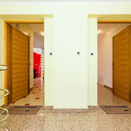 Apartments Kostrena * Kostrena