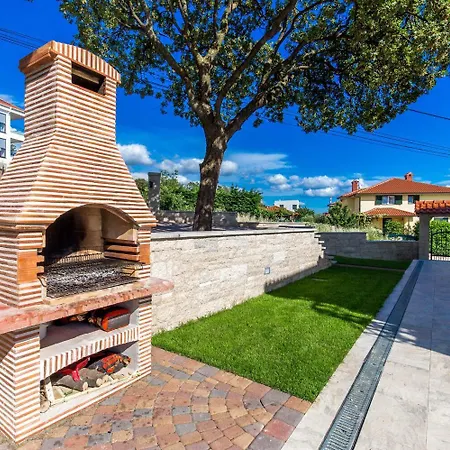 Apartments Kostrena Διαμέρισμα