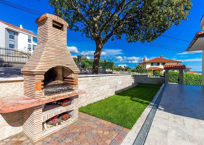 Apartments Kostrena Διαμέρισμα